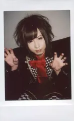 【中古】生写真(男性) DOG in theパラレルワールドオーケストラ/緩菜/上半身・座り・衣装黒・白・赤・両手パー・口閉じ/生チェキ