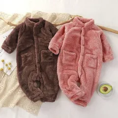ベビー服 ロンパース 長袖 男の子 女の子 新生児服 男の子 女の子 前開きパジャマ ルームウェア 赤ちゃん服 柔らかい 秋冬 寝間着 かわいい もこもこ モコモコ ポケット付き 子供 部屋着 hX3v929