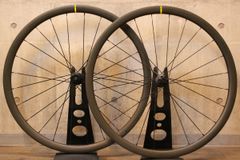 マヴィック MAVIC コスミック COSMIC SL32 DISC カーボン チューブレスレディ ホイールセット シマノ 11/12S 21C【名古屋店】