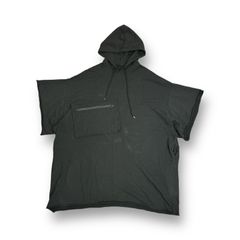 【Yohji Yamamoto】Ground Y 変形オーバーサイジングフーディ Ground Y × NEW ERA® AW22-23 Collection | Yohji Yamamoto