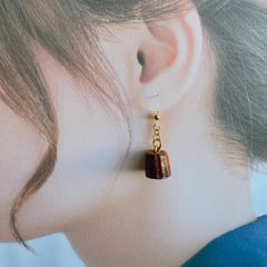 ミニチュア・カヌレのピアス