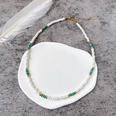 【SALE】ホワイト×ターコイズネックレス（ゴールド） 40cm（アジャスター＋5cm）