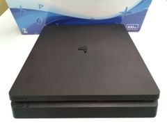 【PS4※商品説明必読】PS4本体《CUH-2200A》ジェットブラック【HDD500GB】