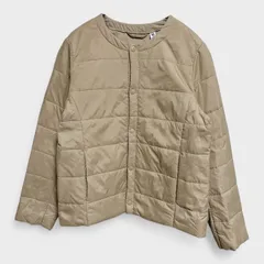 【美品】【ユニクロ】『UNIQLO』[中綿ダウンジャケット] ノーカラージャケット 薄手 軽量 ベージュキャメル系 (130cm) 商品B1037 管理E