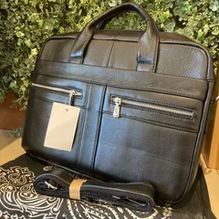牛革　本革 ビジネスバッグ　レザーバッグ　鞄　ショルダーストラップ付　ブラック