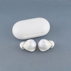 Apple AirPods 第三世代 MagSafe充電ケース付 USED超美品 ワイヤレス