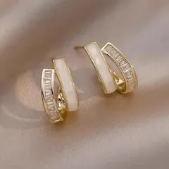 ピアス レディース スワロフスキー 可愛い 上品 両耳 金属アレルギー対応