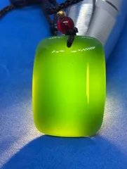 古代 和田玉(ホータン)両面細工彫り『双獣紋』 楕円形玉牌 根付 提げ物 装飾品 2025年最新】ホータン玉の人気アイテム - メルカリ