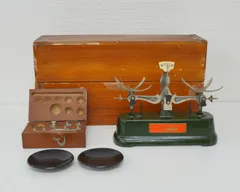 薬品用小型携帯用天秤ハカリ　レトロ 薬品用小型携帯用天秤ハカリ レトロ