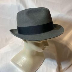 Item thumbnail for item 831aea2c-739d-4c7d-8627-1a1003f0623a