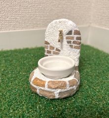 爬虫類　お水入れ