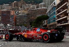 Ferrari F2007 Constructors Champion+F10 - メルカリ