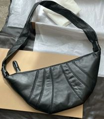 LEMAIRE クロワッサンバッグ ミディアム ナッパレザー ブラック 黒 M 