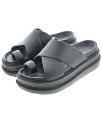 Item thumbnail for item 7fef22c1-a567-4c91-83b0-60a805fa7d57