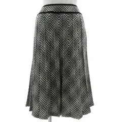 23区 オンワード樫山 スカート プリーツ風 裾フレア ミディ丈 日本製 起毛 ウール ツイード 総柄 ブラック 黒 グレー オフ白 36