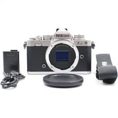ショット数わずか142枚✨【ほぼ新品】ニコン Nikon Df シルバー ショット数わずか142枚✨【ほぼ新品】ニコン Nikon Df シルバー