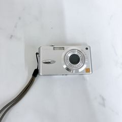 ！【ジャンク品】LUMIX  DMC-FX2 コンパクトデジタルカメラ【カメラ】【1】