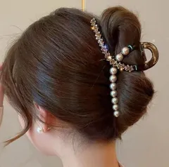 ヘアクリップ レディース バンスクリップ パール 花 フラワー ブラウン クリア ヘアアクセサリー 上品 大人かわいい 韓国ファッション シンプル 髪留め まとめ髪 ハーフアップ オフィス デート 通勤 通学 結婚式 お呼ばれ ギフト プレゼント 茶