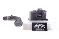 r-593☆良品☆Canon NEW EOS Kiss