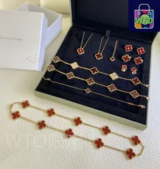[Van Cleef & Arpels] ヴァン クリーフ＆アーペル VCA 赤い四つ葉のクローバー シリーズ リアルショット｜本日限定特価｜新品未使用