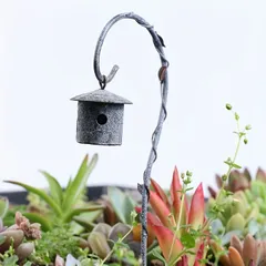 置物 オブジェ ガーデンオーナメント プランターオブジェ 鉢植えオブジェ 鳥の巣 バードハウス型 ミニサイズ ミニチュア 室内 屋外 インテリア 金属 玄関 リビング ダイニング 装飾 庭 ガーデニング 装飾 ガーデン オシャレ 可愛い ギフト プレゼントのサムネイル