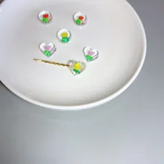 32【ハンドメイドヘアピン】ヘアクリップ　前髪どめ　レジン　花　フラワー　チューリップ　夏アクセサリー　夏祭り　浴衣　韓国　おしゃれ