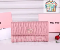 新品未使用 MIUMIU 財布[本日特価|新品未使用品]-WT0輸入-WR60