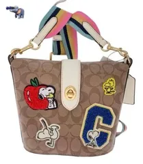 COACH コーチ ショルダーバッグ スヌーピー コラボ ワッペン バッグ レディース