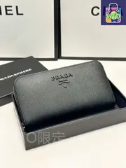 【今日特価】Prada プラダ クロスグレインレザーシリーズ クラシックデザインで長く愛用できるモデル