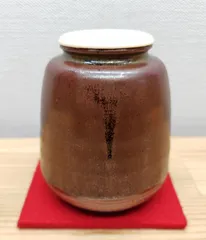 送料込【逢絢亭・新品】茶道具 茶入 京焼 中興名物 玉柏写 仕覆付 陶若窯 共箱 送料込【逢絢亭・新品】茶道具 茶入 京焼 中興名物 玉柏写 仕覆