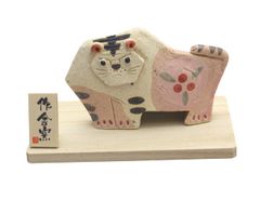 【人気商品】クラフトマンハウス 2022年 干支 置物 正月飾り 玄関飾り 新年に福を呼び込み良い年に! 寅 たたら飾り(桃) 全長6×幅10㎝・板寸:縦7×横11㎝