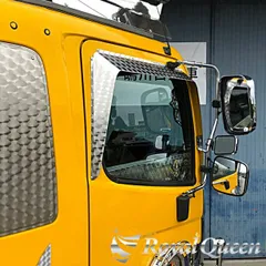 丸秀(送料無料) ビックサムステンレス フロントバイザーウロコ鱗柄バイザー