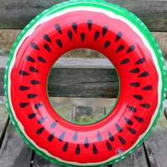 浮き輪 60cm スイカ 大きい おしゃれ 可愛い かわいい プール ビーチ 水遊び 海水浴 海 水泳 夏休み 目立つ デザイン インスタ映え