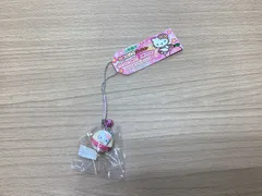 I621 ハローキティ　ご当地ストラップ山梨限定　白桃カットバージョン