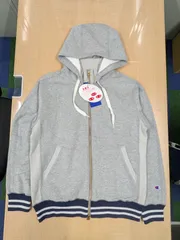 【新品未使用】Champion ジップアップパーカー C3-JS120