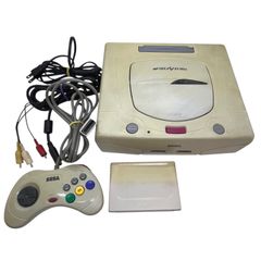 【管34617】動作未確認☆SEGA セガサターン 本体 HST-3220（後期型・白サターン）＋純正コントローラー  HSS-0101 + ケーブル付 ジャンク扱い 中古品