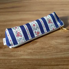 ❀.*・゚ロイヤルペンケース 紺色❀.*・゚