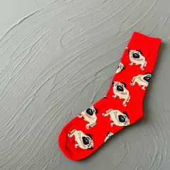 靴下　クルーソックス　動物柄　赤パグ　犬　イヌ　可愛い靴下