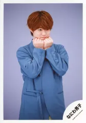 【中古】生写真(ジャニーズ) なにわ男子/大橋和也/膝上・衣装青・両手顎・目線右・背景紫/Johnnys’ ISLAND STORE グッズオフショット’20夏/公式生写真