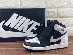 新品 定価20350円　23㎝23.5㎝24㎝24.5㎝25㎝　NIKE ナイキ　エアジョーダン1 レトロ　ハイ　OG GS AIR JORDAN 1 RETRO HIGH OG GS 黒　白　ブラック　ホワイト