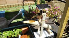 背高ししおどしソーラー式ﾊﾞｯﾃﾘｰ運転可能噴水付き - メルカリ