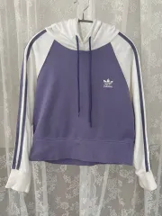 M ) アディダス レディース 紫 クロップド ジップアップパーカー フード付き スウェットシャツ