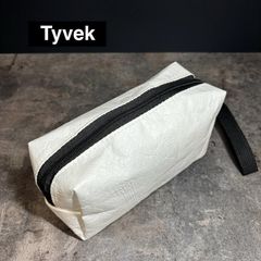 ポーチ　小物入れ　タイベック　軽量　キャンプ　登山　ファスナー付き　ホワイト