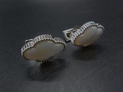 Item thumbnail for item 384e5524-bb71-4bec-8b0b-425fa48f70ee