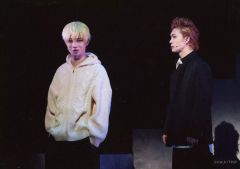 [중고]생사진(남성) 기즈 츠바사(하나가키 무도)·우에다 케이스케(마츠노 치유키)/라이브 포토·가로형·캐릭터 샷/무대[도쿄 리벤저스]-성야 결전편- 랜덤 무대 사진