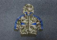 48M adidas(アディダス) キッズ カモフラージュ ウィンドブレーカー フード付き ジップアップパーカー