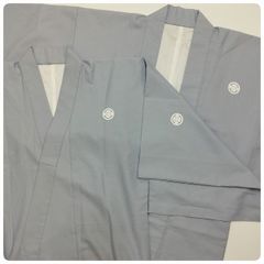 ★　アンサンブル　羽織　長着　成人式　化繊　灰色　★　n930