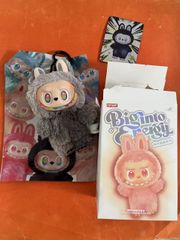 [正規品]ラブブLABUBU 3代目 HOPE 正規品]Labubu big into energy hope ラブブ 3代目 - メルカリ