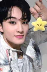 NCT127 イリチル ヘチャン スターフィッシュドール キーリング トレカ付き NCT 127 - Black Starfish Doll Keyring [2025 4th Tour 'NEO