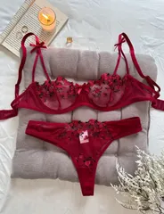 ブラジャー 花柄刺繍 ショーツセット セット 夏 着痩せ 小胸 洗濯 背中 肉 ノーパット 盛れる 痩せて見える レディース 女性 上下セット 下着 大きいサイズ 大きい ランジェリーセット インナーブラ Tバック 女性 セクシーランジェリー 下着 赤
